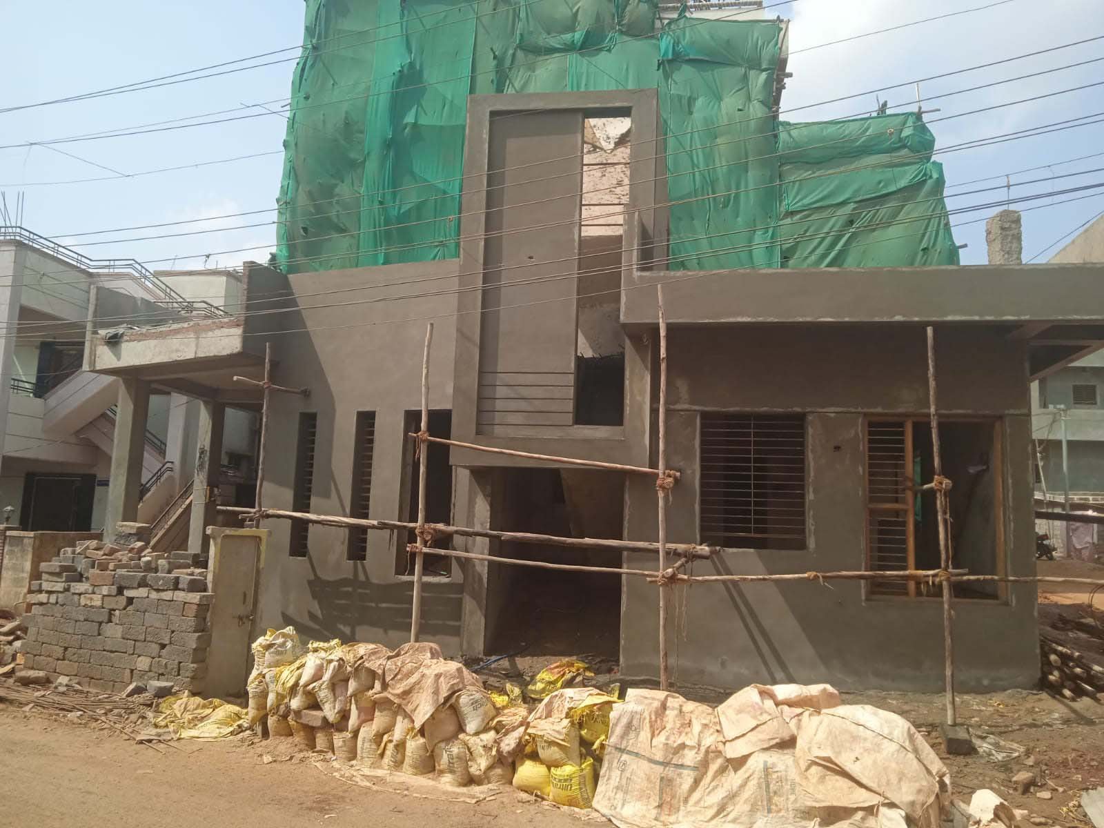 Home construction work at Madina Colony Dharwad by ZA Construction and Interiors